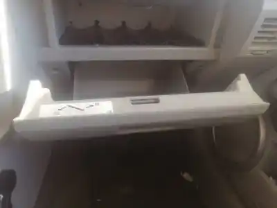 Peça sobressalente para automóvel em segunda mão porta luvas por dodge caliber sxt referências oem iam   