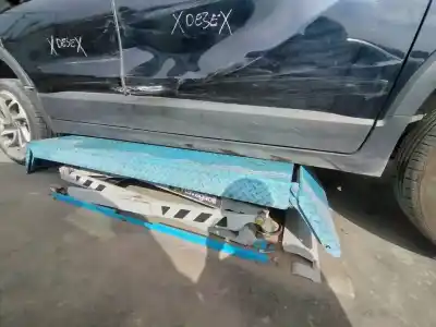 Peça sobressalente para automóvel em segunda mão embaladeira lateral por opel crossland x design line referências oem iam 