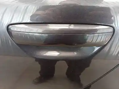 Автозапчасти б/у задняя левая наружная ручка за audi a8 (4e2) 4.0 tdi quattro ссылки oem iam 