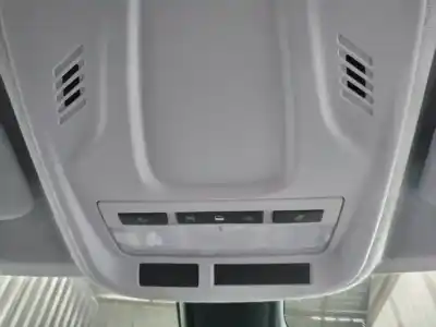 Second-hand car spare part interior light for opel crossland x design line oem iam references   