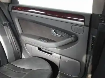 Автозапчасти б/у обивка задней левой двери за audi a8 (4e2) 4.0 tdi quattro ссылки oem iam 