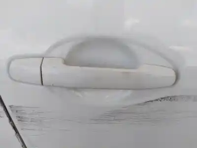 Pièce détachée automobile d'occasion poignée de porte avant droite pour toyota auris active références oem iam 