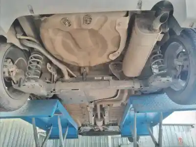 Peça sobressalente para automóvel em segunda mão charrió / suporte de eixo de trás por opel crossland x design line referências oem iam 