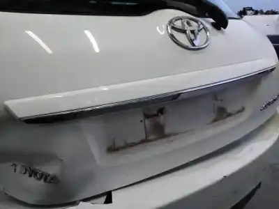Pièce détachée automobile d'occasion enjoliveur arrière pour toyota auris active références oem iam 