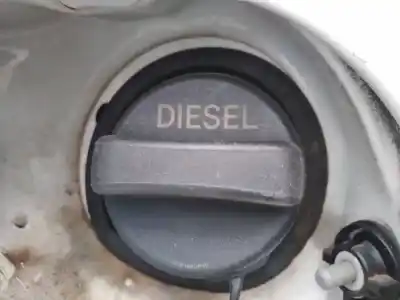 Pièce détachée automobile d'occasion bouchon du réservoir d'essence pour toyota auris active références oem iam 