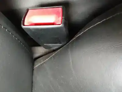 Автозапчасти б/у крюк для ремня передний правый за audi a8 (4e2) 4.0 tdi quattro ссылки oem iam 