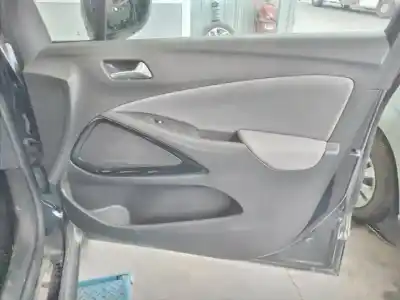 Peça sobressalente para automóvel em segunda mão forra / revestimento da porta dianteira direita por opel crossland x design line referências oem iam 