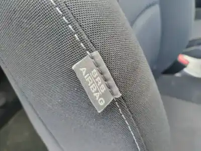 Peça sobressalente para automóvel em segunda mão assento dianteiro direito por toyota auris active referências oem iam   