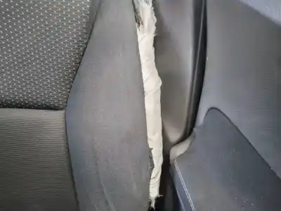 Peça sobressalente para automóvel em segunda mão assento dianteiro esquerdo por toyota auris active referências oem iam   
