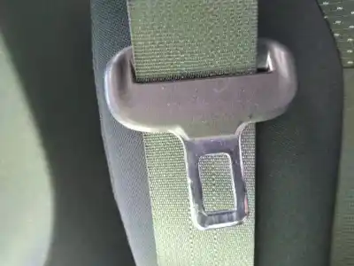 Pièce détachée automobile d'occasion ceinture de sécurité avant droite pour toyota auris active références oem iam 
