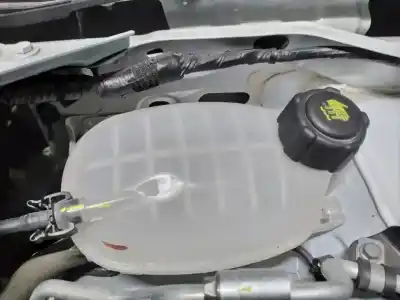 Peça sobressalente para automóvel em segunda mão depósito de expansão por dacia sandero iii stepway comfort referências oem iam 217102572r