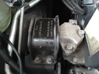 Pezzo di ricambio per auto di seconda mano supporto motore destro per peugeot 3008 active riferimenti oem iam 9636583980