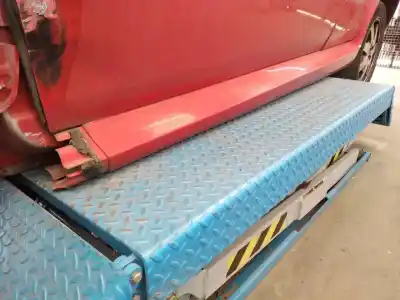 Peça sobressalente para automóvel em segunda mão embaladeira lateral por volvo c30 1.8 cat referências oem iam 