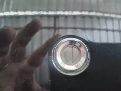 Peça sobressalente para automóvel em segunda mão fechadura da porta traseira por ssangyong actyon 200 xdi 4wd limited referências oem iam 