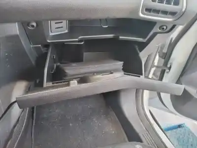 Автозапчастина б/у бардачок для ford b-max titanium посилання на oem iam   