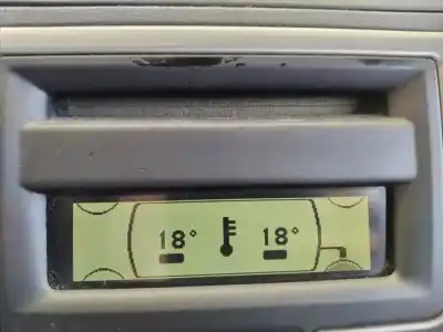 Second-hand car spare part multifunction display for volvo c30 1.8 cat oem iam references   