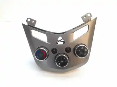 Peça sobressalente para automóvel em segunda mão comando de sofagem (chauffage / ar condicionado)  por chevrolet aveo sedán ls referências oem iam 95266748