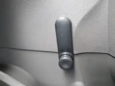 Second-hand car spare part right front window crank handle for renault kangoo furgón confort oem iam references 