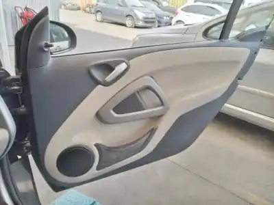 Second-hand car spare part right front door trim for smart coupe fortwo coupe mhd (52kw) (451.380) oem iam references   