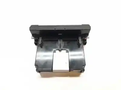 Second-hand car spare part multifunction display for volvo c30 2.0 d momentum oem iam references 30797719  69199100