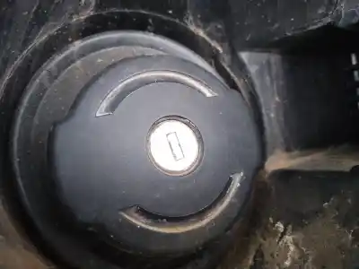 Peça sobressalente para automóvel em segunda mão tampa de combustível por peugeot 3008 sport pack referências oem iam 