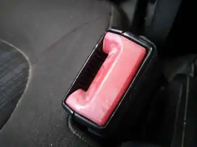 Peça sobressalente para automóvel em segunda mão chicote / encaixe cinto segurança traseiro direito por opel meriva b essentia referências oem iam 
