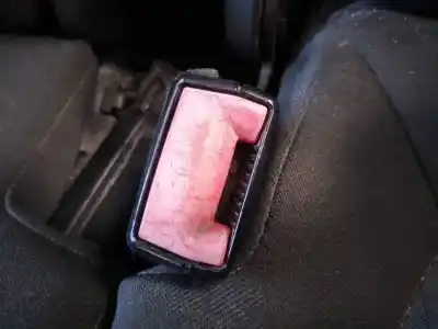 Peça sobressalente para automóvel em segunda mão chicote / encaixe cinto segurança traseiro esquerdo por opel meriva b essentia referências oem iam 