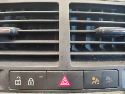 Peça sobressalente para automóvel em segunda mão interruptor 4 piscas - emergência por opel meriva b essentia referências oem iam 