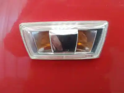 Peça sobressalente para automóvel em segunda mão farolim do lado esquerdo por opel meriva b essentia referências oem iam 