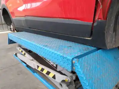 Peça sobressalente para automóvel em segunda mão embaladeira lateral por opel crossland x innovation referências oem iam 