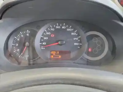 Peça sobressalente para automóvel em segunda mão quadrante por renault kangoo furgón confort referências oem iam 