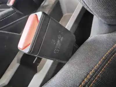 Автозапчасти б/у крюк для ремня передний правый за dacia sandero iii stepway comfort ссылки oem iam 