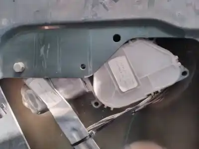 Peça sobressalente para automóvel em segunda mão motor do limpador traseiro por land rover discovery (salljg/lj) tdi referências oem iam 22141542