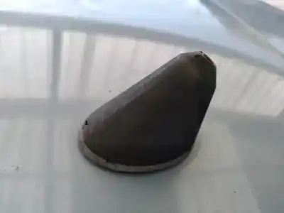 Peça sobressalente para automóvel em segunda mão base da antena por fiat idea (135) 1.4 referências oem iam   