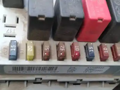 Second-hand car spare part fuse box unit for fiat idea (135) 1.4 oem iam references 51739423 a223 57657