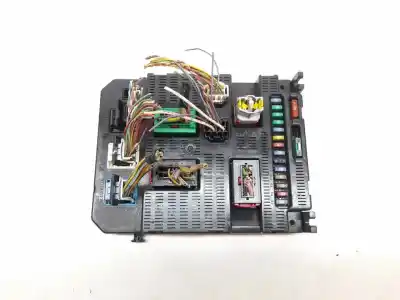 Peça sobressalente para automóvel em segunda mão caixa de fusíveis e relés por peugeot 308 sport referências oem iam 9663798180