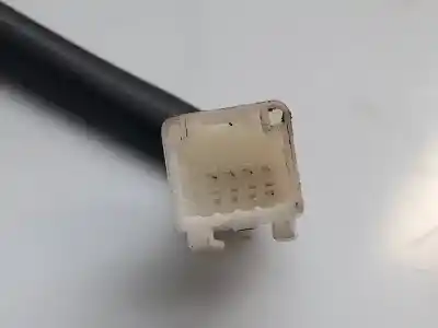 Peça sobressalente para automóvel em segunda mão espelho retrovisor esquerdo por dacia sandero laureate referências oem iam   