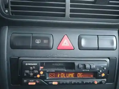 Peça sobressalente para automóvel em segunda mão sistema de áudio / rádio cd por audi a3 (8l) 1.9 tdi referências oem iam   