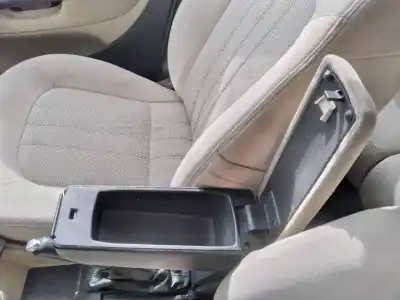 Автозапчастина б/у центральний подлокник для fiat linea (110) dynamic посилання на oem iam   