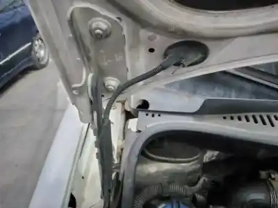 Second-hand car spare part bonnet hinge for volkswagen caddy ka/kb (2k) life oem iam references   