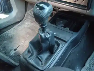 Pezzo di ricambio per auto di seconda mano pomello della leva del cambio per renault 19 (b/c/l53) 1.8 riferimenti oem iam   