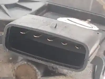 Second-hand car spare part front windshield wiper motor for kia cee´d drive oem iam references   