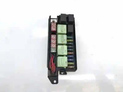 Peça sobressalente para automóvel em segunda mão caixa de fusíveis e relés por bmw mini (r50,r53) one referências oem iam 690660407