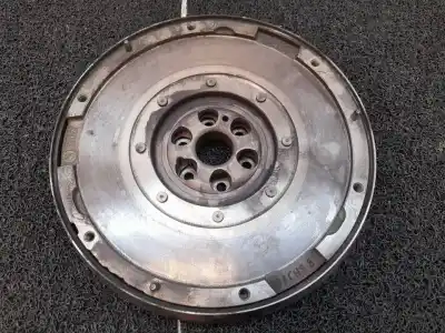 Second-hand car spare part ENGINE FLYWHEEL for FORD FOCUS BERLINA (CAP)  OEM IAM references 9647933380  3M516477CF