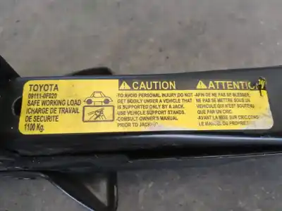 Pezzo di ricambio per auto di seconda mano cric di sollevamento per toyota auris active riferimenti oem iam   
