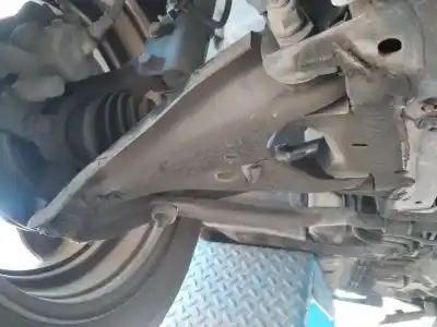 Peça sobressalente para automóvel em segunda mão braço de suspensão inferior dianteiro direito por dacia sandero stepway referências oem iam 