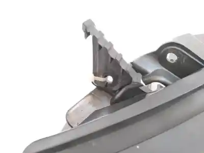 Second-hand car spare part left headlight for kia sorento 2.5 crdi active oem iam references 921013e5  