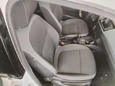 Second-hand car spare part right front seat for skoda fabia ambition oem iam references 