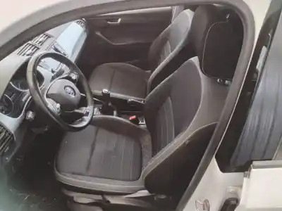 Second-hand car spare part left front seat for skoda fabia ambition oem iam references 