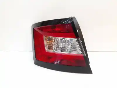 Second-hand car spare part left tailgate light for skoda fabia ambition oem iam references 6v6945095